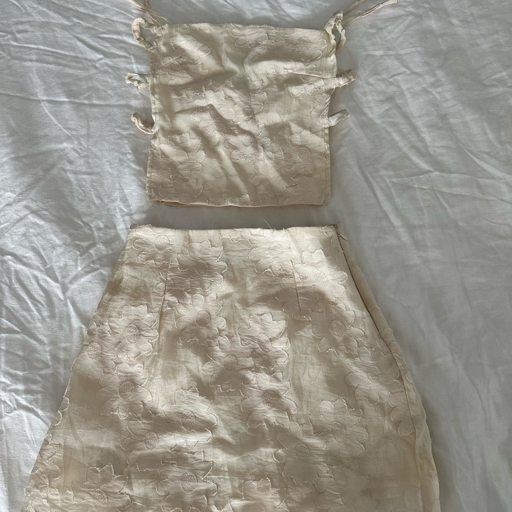 Elegant Cream Mini Skirt Set